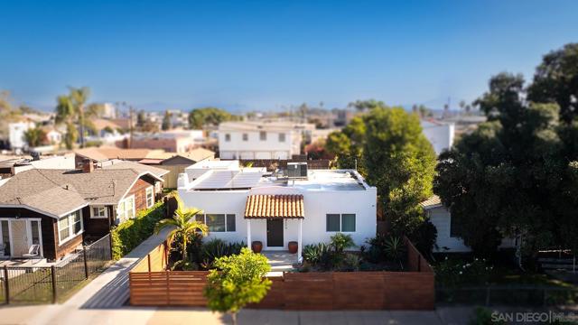 4175 35th St, San Diego CA: https://media.crmls.org/mediaz/dd767df8-efa1-4ce4-b11b-8435ca6e6500.jpg