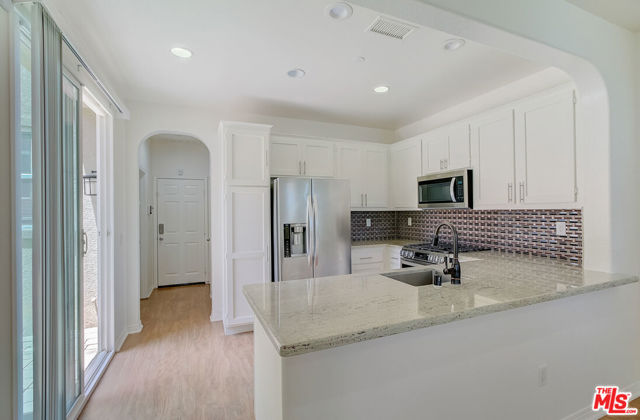3045 Thames River Drive photo 4