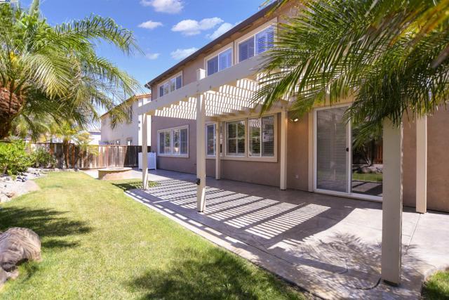 5618 Arcadia Cir, Discovery Bay CA: https://media.crmls.org/mediaz/dd76c0ef-c42b-41f1-b686-7bf812e0fe8b.jpg