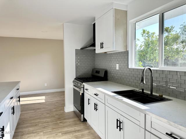 5063 Cypress Lane, Ventura CA: https://media.crmls.org/mediaz/dd779af3-b5bf-4306-88c2-477f526d4160.jpg