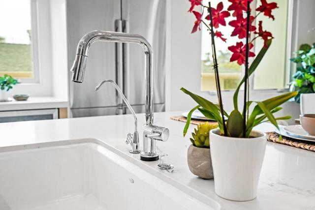Detail Gallery Image 24 of 69 For 301 Juniper Ave, Carlsbad,  CA 92008 - 3 Beds | 3/1 Baths