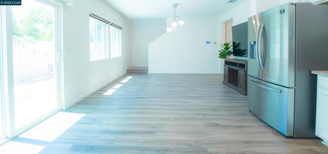 3805 Havengate Way, Sacramento CA: https://media.crmls.org/mediaz/dd78d9e5-de1b-4a9e-91b9-a9412867ef43.jpg