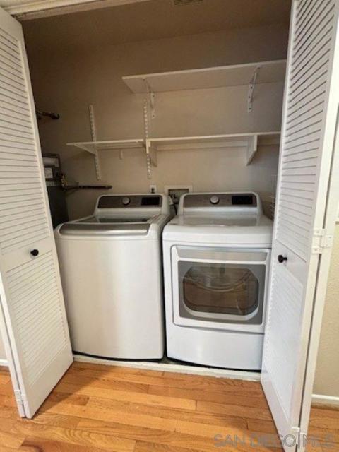 8641 Via Mallorca, La Jolla CA: https://media.crmls.org/mediaz/dd78da56-036f-4dba-99de-bb2a80fea101.jpg