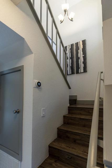 991 Fassler Avenue, Pacifica CA: https://media.crmls.org/mediaz/dd792cc4-4cce-4b52-afc3-edf038e2eca0.jpg