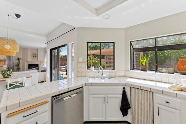 4445 Esta Lane, Soquel CA: https://media.crmls.org/mediaz/dd798f7f-8d9a-4fe2-9641-e6d3be8cb744.jpg