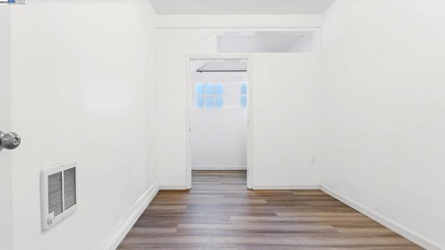 1621 E 38Th St, Oakland CA: https://media.crmls.org/mediaz/dd799914-b3ca-4118-a805-4cbf807bca33.jpg