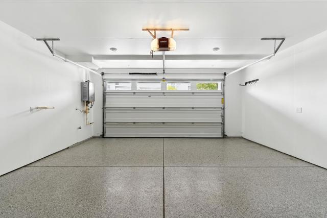 19 Waterline Place, Richmond CA: https://media.crmls.org/mediaz/dd7b1fbc-189d-4731-8d2c-5aa96a4cb45e.jpg