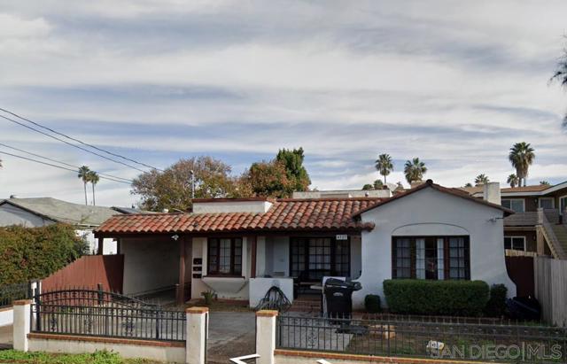 4727 Choctaw Dr., San Diego CA: https://media.crmls.org/mediaz/dd7bfe03-5b83-46b8-8414-33ee639b7620.jpg