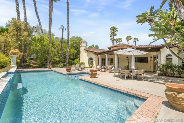 17601 Valle Verde, Poway CA: https://media.crmls.org/mediaz/dd7c05f8-e4ae-43b3-a18b-3f560d228b02.jpg