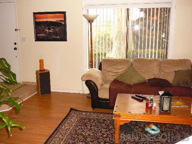 863 Del Mar Downs Rd, Solana Beach CA: https://media.crmls.org/mediaz/dd7c471a-85f1-4eff-96f4-8584f2ea64b8.jpg