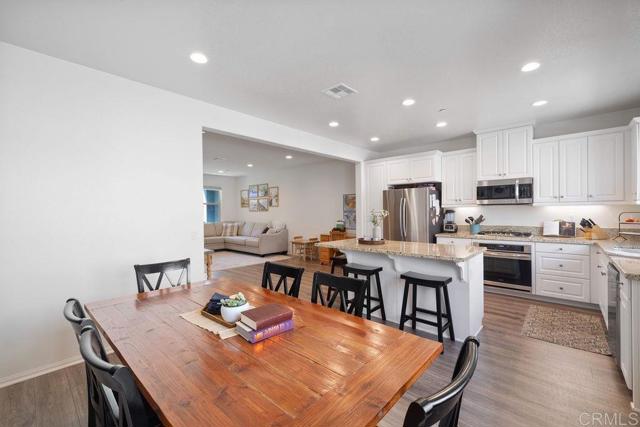 Image 6 of 39 For 2424 Verano Way