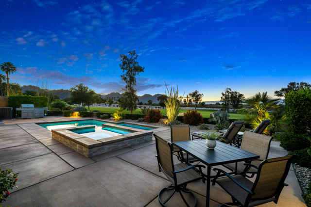 81290 Barrel Cactus Road, La Quinta CA: https://media.crmls.org/mediaz/dd7cfae1-d432-477b-a224-a7613a43bfc0.jpg