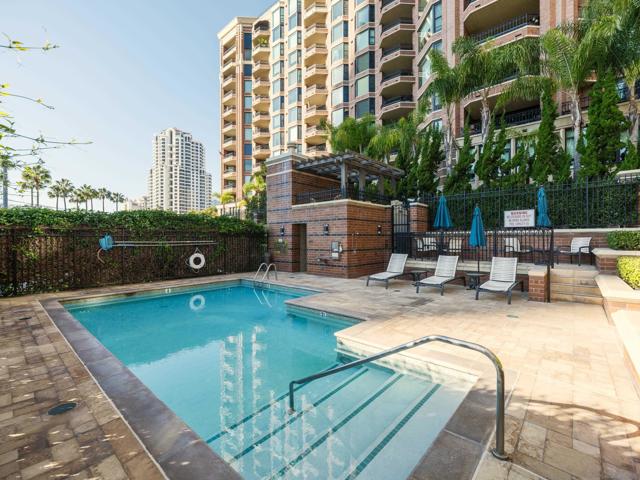 500 W Harbor Dr, San Diego CA: https://media.crmls.org/mediaz/dd7d6ee5-765a-41a3-9089-1cfbbe769509.jpg