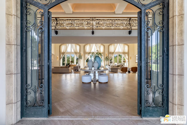 1 Saint Petersburg Court, Rancho Mirage CA: https://media.crmls.org/mediaz/dd7daa95-2d97-46d1-a79d-e64f31f4733d.jpg