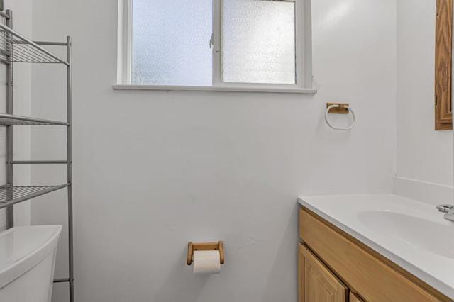3685 Howe Court, Fremont CA: https://media.crmls.org/mediaz/dd7f1241-aa3a-4c8c-a32a-7888de1daa50.jpg