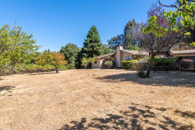 5 Boronda Road, Carmel Valley CA: https://media.crmls.org/mediaz/dd7f29b7-c305-43df-a21e-57f18cbd9c59.jpg