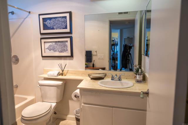 Detail Gallery Image 15 of 27 For 2910 Elm Tree Ct, Spring Valley,  CA 91978 - 2 Beds | 2 Baths
