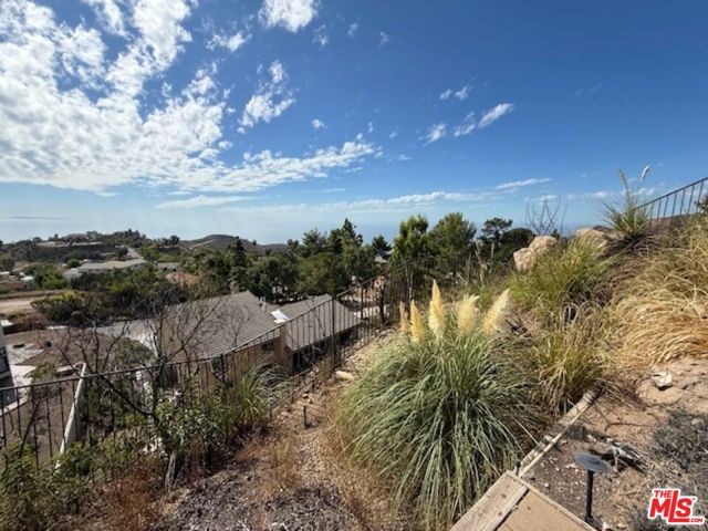 Drew Fenton | 23474 W Moon Shadows Drive Malibu CA | MLS: 7417836 Drew Fenton | 23474 W Moon Shadows Drive Malibu CA | MLS: 7417836