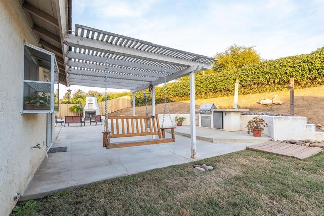 Detail Gallery Image 25 of 38 For 823 Viking Ln, San Marcos,  CA 92069 - 3 Beds | 2 Baths
