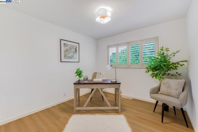 Image 25 of 58 For 1848 Trym St