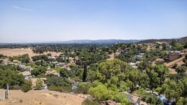 8554 Hillcroft Drive, West Hills CA: https://media.crmls.org/mediaz/dd809efb-3a05-40cb-88ce-cd702771b2f6.jpg