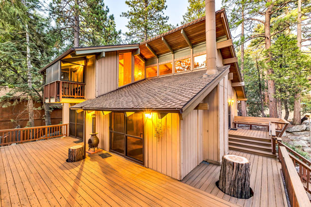 25461 Shadow Oaks, Idyllwild CA: https://media.crmls.org/mediaz/dd80ecc3-3c81-46c4-8b7c-dbbe2ec81b05.jpg