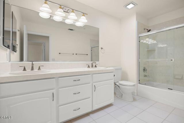 Detail Gallery Image 11 of 32 For 7429 Nixon Ct, Ventura,  CA 93003 - 4 Beds | 3 Baths