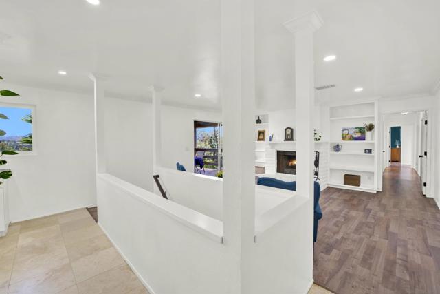 460 Rancho La Mirada Ln, Escondido CA: https://media.crmls.org/mediaz/dd8313d5-fb88-4eda-b23a-d5f20fca1d67.jpg