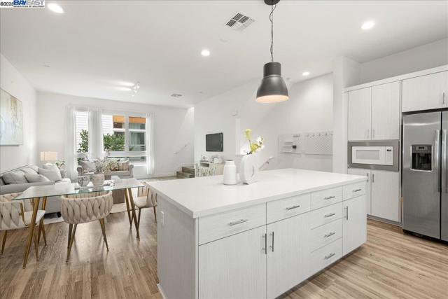 7906 Regional Cmn, Dublin CA: https://media.crmls.org/mediaz/dd8442f3-22e5-40f3-9a13-2086f9f26ddb.jpg
