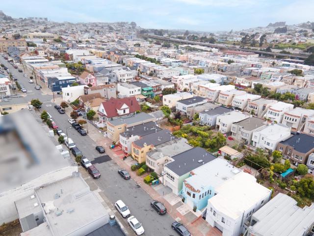 444 Ellington Avenue, San Francisco CA: https://media.crmls.org/mediaz/dd848ae0-fcd1-417b-bc66-be015566d068.jpg