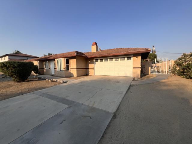 32550 Shifting Sands Trail, Cathedral City CA: https://media.crmls.org/mediaz/dd855a3b-f7e8-4e70-9929-6d347448ea63.jpg