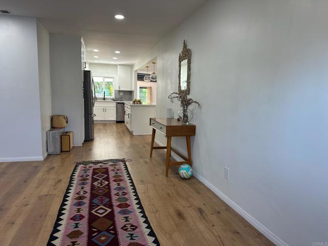 Detail Gallery Image 4 of 38 For 1451 Machado St, Oceanside,  CA 92054 - 3 Beds | 3 Baths