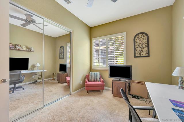 10659 Paseo Allegria Ave, San Diego CA: https://media.crmls.org/mediaz/dd862078-29d3-4fa3-adad-69f9045e44d0.jpg