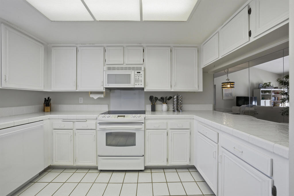 MLS #219138448DA image #5