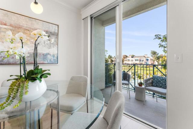 600 Baltic Circle, Redwood City CA: https://media.crmls.org/mediaz/dd879910-ad25-4c57-a08d-5d20be20bc33.jpg