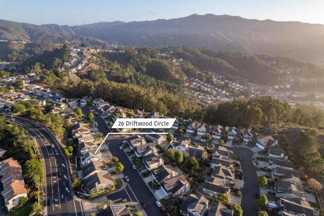 26 Driftwood Court, Pacifica CA: https://media.crmls.org/mediaz/dd883457-b74c-41dc-b0ec-33172fa0e5f4.jpg