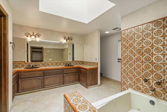 2155 Lilac Lane, Morgan Hill CA: https://media.crmls.org/mediaz/dd8902f6-1a71-45ba-a798-6379bf7f5421.jpg