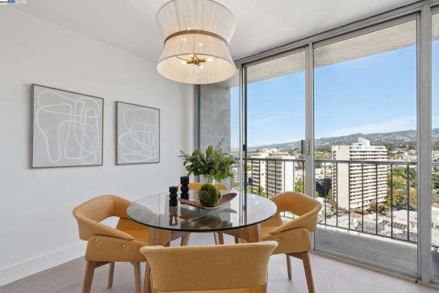1 Kelton Ct, Oakland CA: https://media.crmls.org/mediaz/dd89820c-f533-4bc0-838d-da459522f11e.jpg