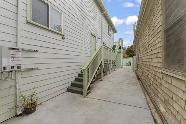 940 York Street, Vallejo CA: https://media.crmls.org/mediaz/dd89a5c2-7eb9-4aa7-aeee-3b969ff59529.jpg