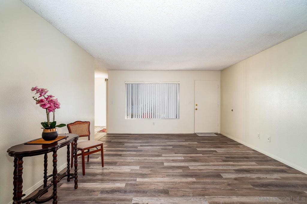 MLS #250043742SD image #27