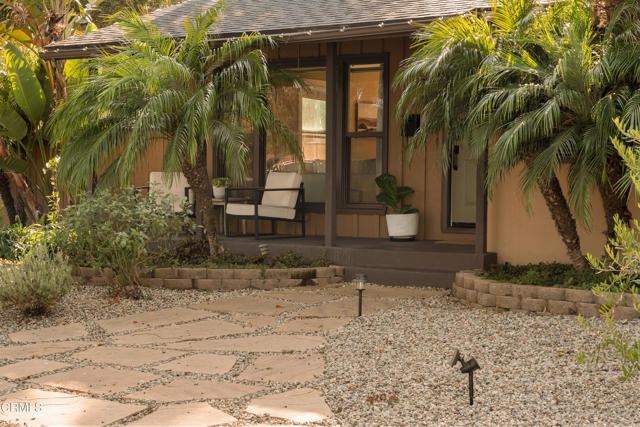 379 Rancho Drive, Ventura CA: https://media.crmls.org/mediaz/dd8a5e3a-58b1-4c79-8e7a-eb61a6d874c2.jpg