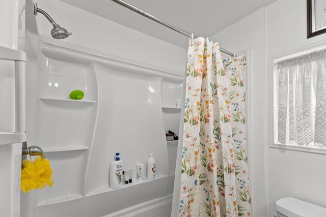 Detail Gallery Image 10 of 17 For 998 E Main St #31,  El Cajon,  CA 92021 - 1 Beds | 1 Baths