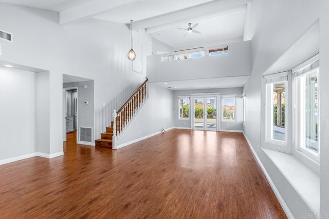 Detail Gallery Image 12 of 109 For 4169 Rhodes Way, Oceanside,  CA 92056 - 2 Beds | 2/1 Baths