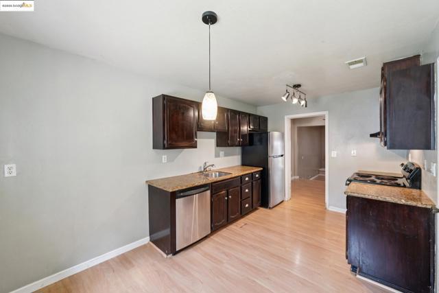 3241 Monika Lane, Hayward CA: https://media.crmls.org/mediaz/dd8bb3e0-9f89-4134-8b9c-01d2492faa66.jpg