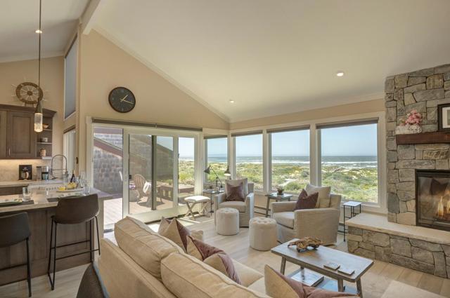 274 Monterey Dunes Way, Moss Landing CA: https://media.crmls.org/mediaz/dd8c42f0-92ab-4c6a-8409-256238aa702f.jpg