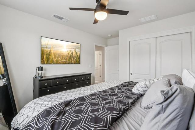 19307 Stonehenge Lane, Marina CA: https://media.crmls.org/mediaz/dd8c7e87-31b4-454d-8182-29449a6ad241.jpg