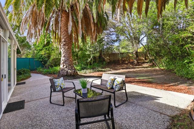 35 French Creek Place, San Mateo CA: https://media.crmls.org/mediaz/dd8df028-1720-4998-a66e-8fe0d885d731.jpg