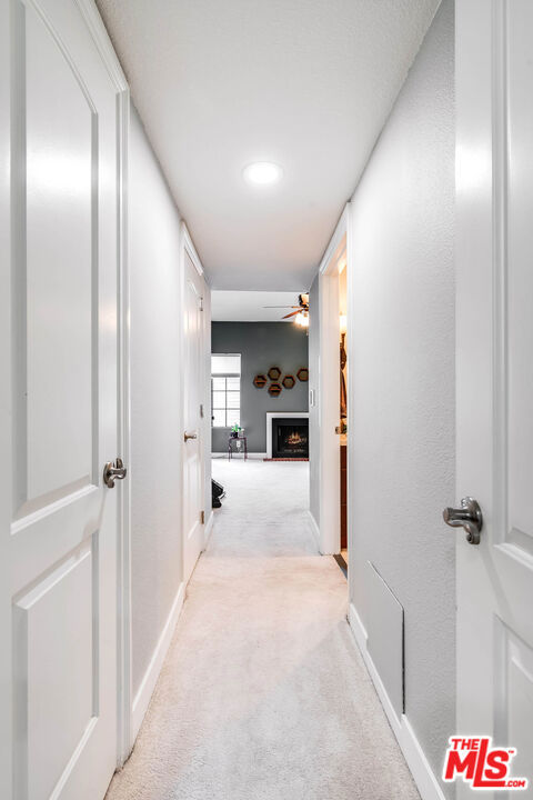 5731 Topanga Canyon Boulevard, Woodland Hills CA: https://media.crmls.org/mediaz/dd8e47ff-13ef-432e-afe8-7fdeb1312140.jpg