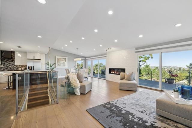 560 California Way, Woodside CA: https://media.crmls.org/mediaz/dd8f38fd-4800-4264-9aad-cf568bfb75db.jpg