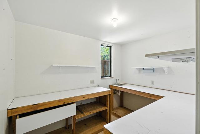 333 Stanford Avenue, Palo Alto CA: https://media.crmls.org/mediaz/dd90819e-b8e5-4388-a529-262fb4393d5d.jpg